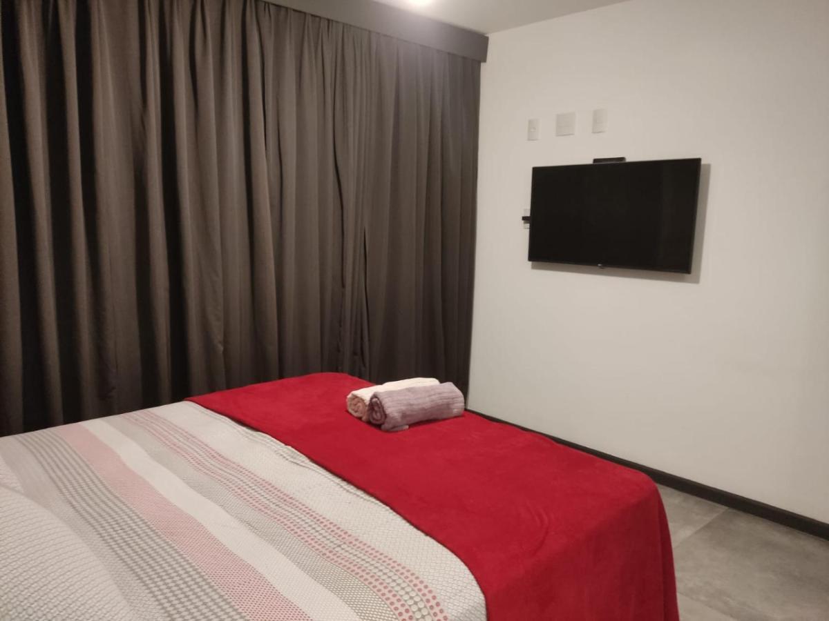 民宿 Suites/studios Privados Copacabana 里约热内卢